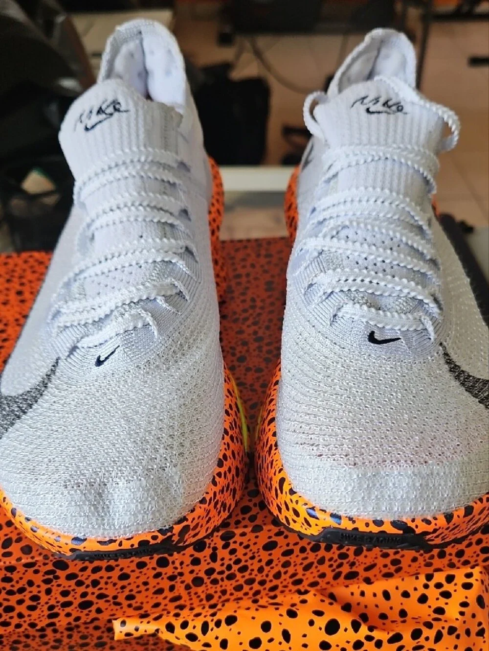 Nike White and Neon Yellow Men's/Women's Athletic Zoom Shoes